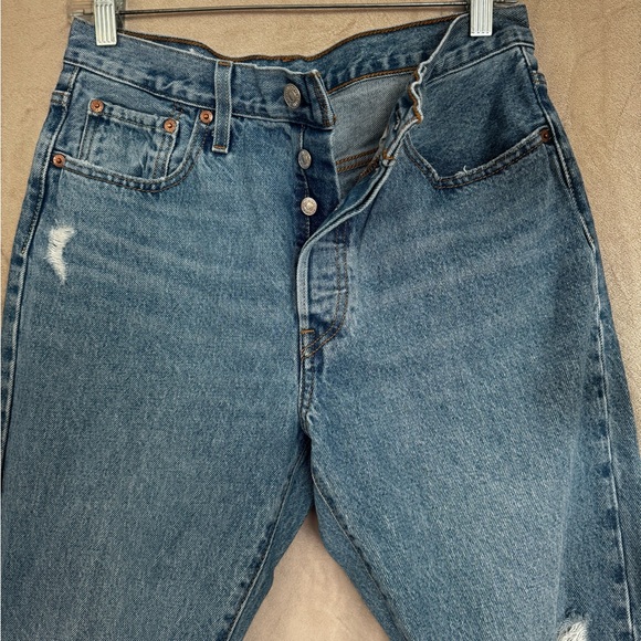 Levi’s Women’s 501 Skinny Jeans - Picture 2 of 6